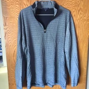 Men’s L quarter zip sweater